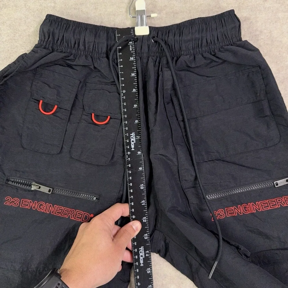 Jordan 23 Engineered Utility Cargo Shorts Loose Mens M Black Nylon CN7298-011